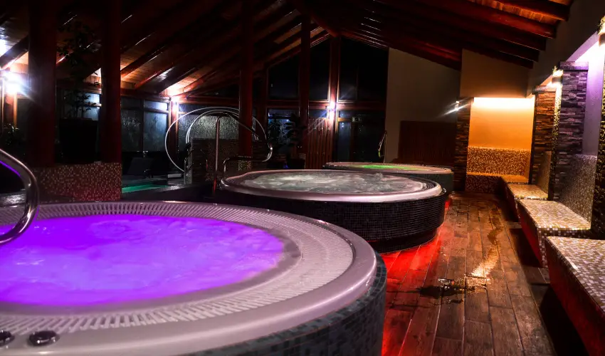 K�kapu Vad�szkast�ly �s Hotel & Apartments Nagyhuta - M�rcius 15.