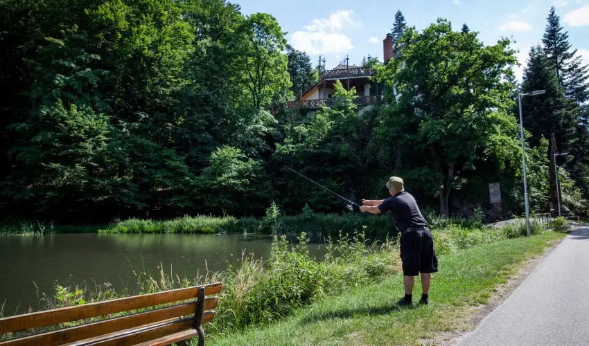 K�kapu Vad�szkast�ly �s Hotel & Apartments Nagyhuta - M�rcius 15.