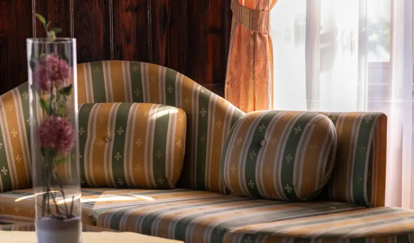 K�kapu Vad�szkast�ly �s Hotel & Apartments Nagyhuta - M�rcius 15.