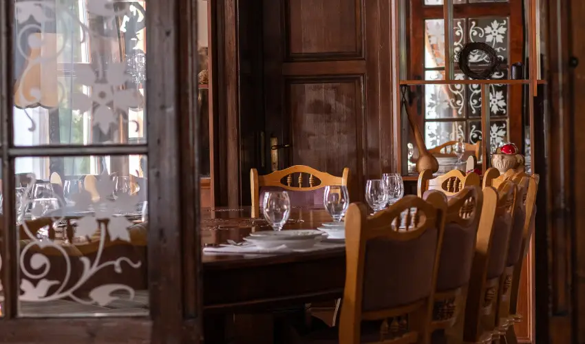 K�kapu Vad�szkast�ly �s Hotel & Apartments Nagyhuta - M�rcius 15.