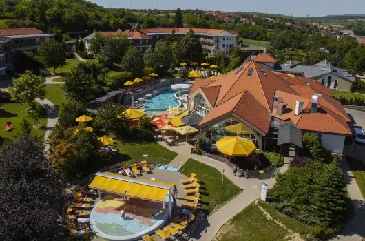 Kolping Family Resort - M�rcius 15. (min. 3 �j)