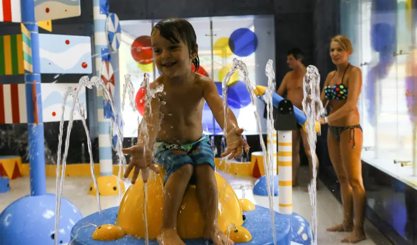 Kolping Family Resort Als�p�hok - M�rcius 15. (min. 3 �j)