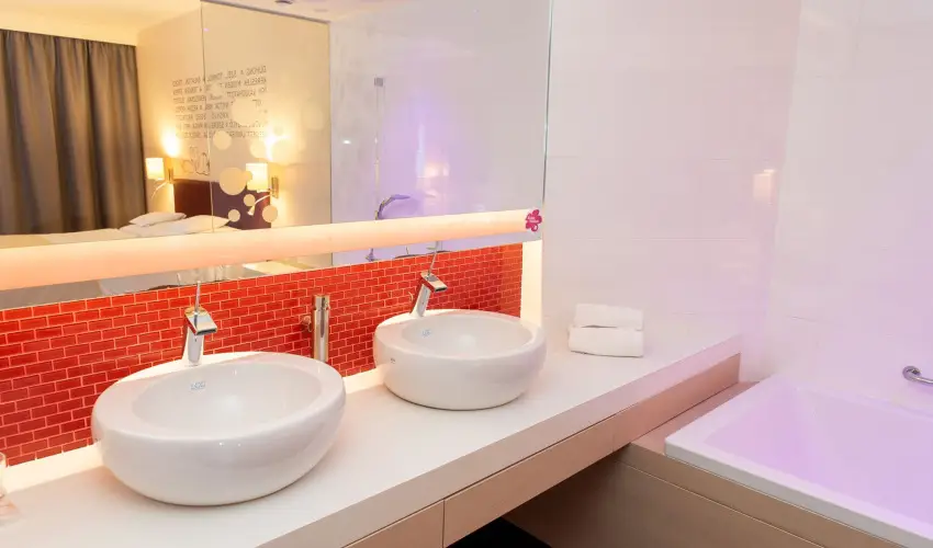 Kolping Family Resort Als�p�hok - M�rcius 15. (min. 3 �j)