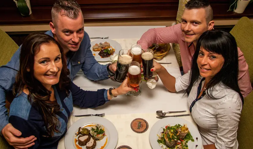 Korona Panzi� �s �tterem H�v�z - M�rcius 15. - teljes el�refizet�ssel (min. 2 �j)