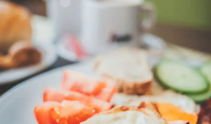 Korona Panzi� �s �tterem H�v�z - M�rcius 15. - teljes el�refizet�ssel (min. 2 �j)