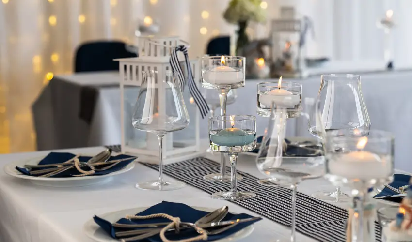 Krist�ly Hotel Konferencia & Wellness Ajka - M�rcius 15. 