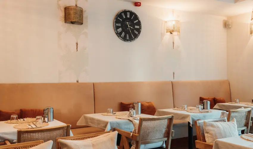 La Riva Hotel Si�fok - M�rcius 15.