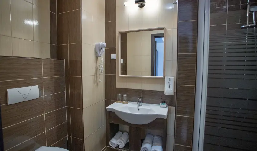 La Riva Hotel Si�fok - M�rcius 15.