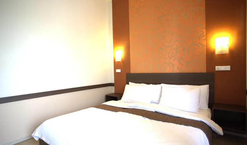 La Riva Hotel Si�fok - M�rcius 15.