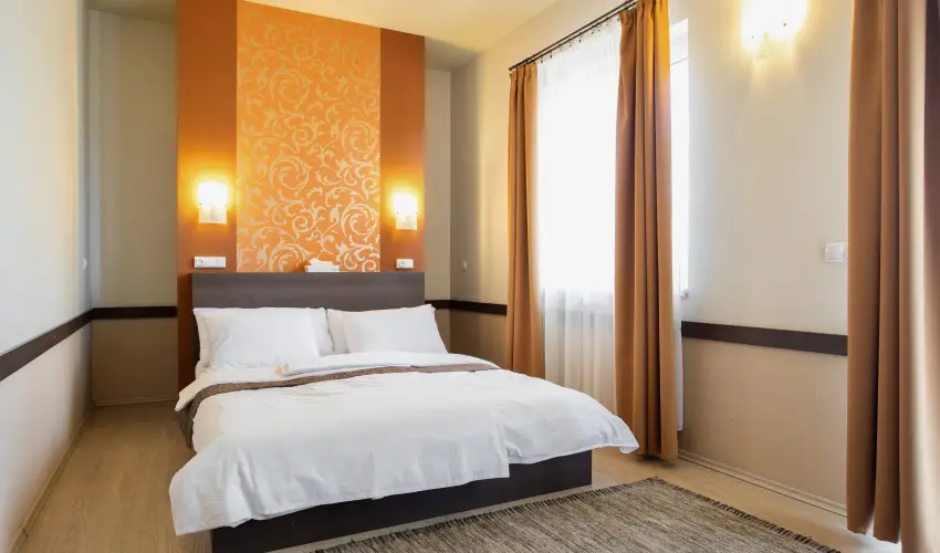 La Riva Hotel Si�fok - M�rcius 15.