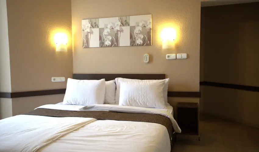 La Riva Hotel Si�fok - M�rcius 15.