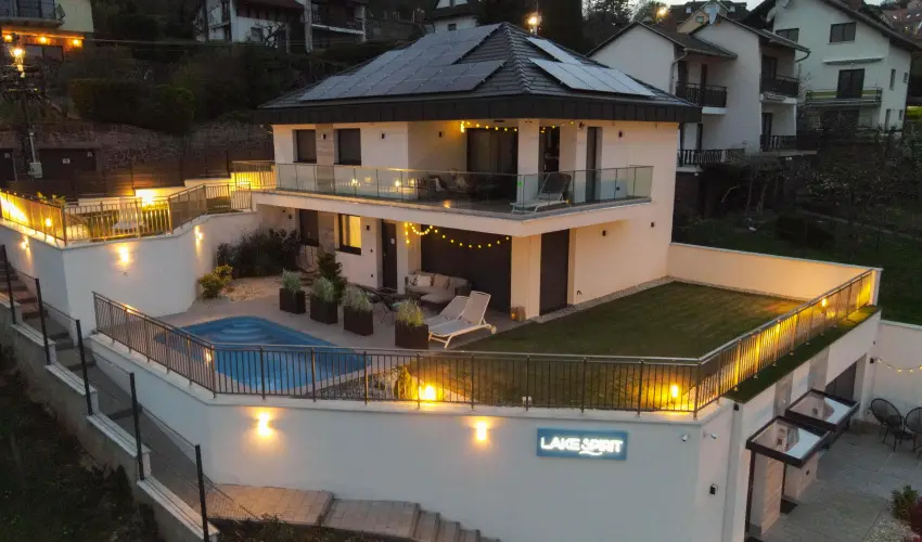 Lake Spirit Boutique Apartments Balatonalm�di - M�rcius 15. (min. 3 �j)