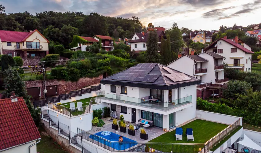 Lake Spirit Boutique Apartments Balatonalm�di - M�rcius 15. (min. 3 �j)