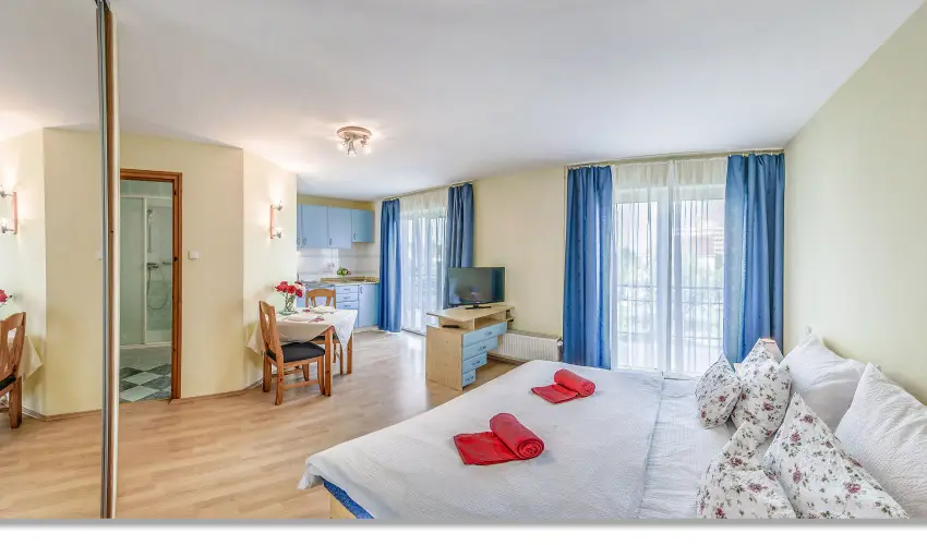 Laky Villa Zalakaros - M�rcius 15. (min. 2 �j)