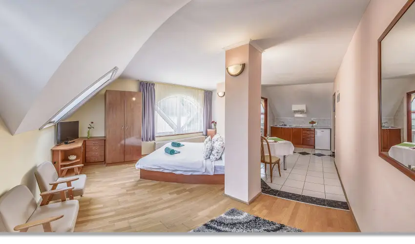 Laky Villa Zalakaros - M�rcius 15. (min. 2 �j)