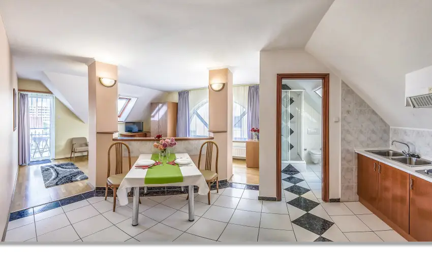 Laky Villa Zalakaros - M�rcius 15. (min. 2 �j)