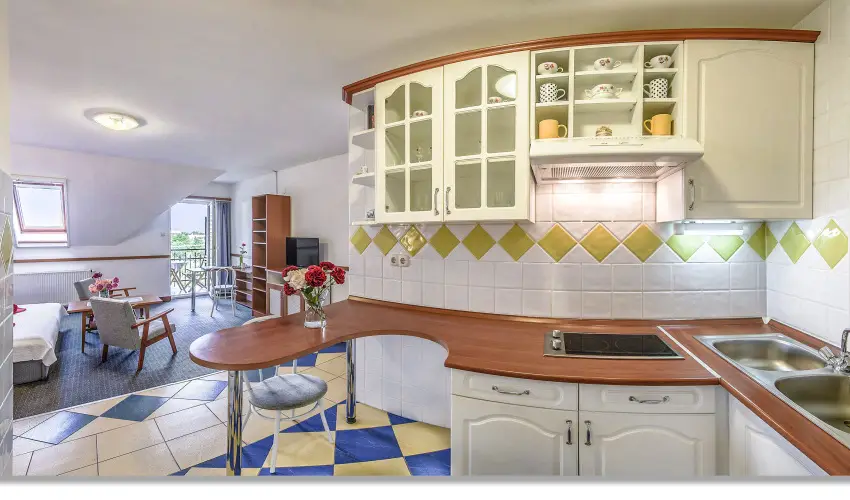 Laky Villa Zalakaros - M�rcius 15. (min. 2 �j)