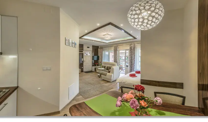 Laky Villa Zalakaros - M�rcius 15. (min. 2 �j)