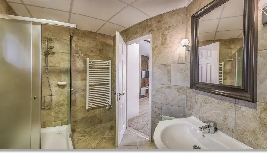 Laky Villa Zalakaros - M�rcius 15. (min. 2 �j)