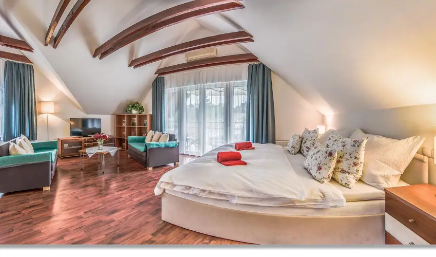 Laky Villa Zalakaros - M�rcius 15. (min. 2 �j)