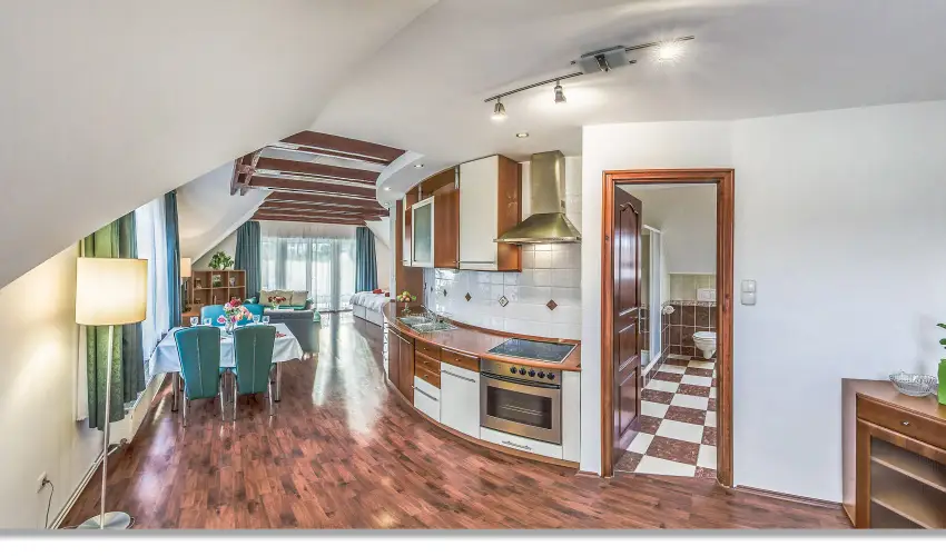 Laky Villa Zalakaros - M�rcius 15. (min. 2 �j)