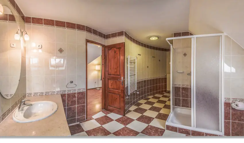 Laky Villa Zalakaros - M�rcius 15. (min. 2 �j)