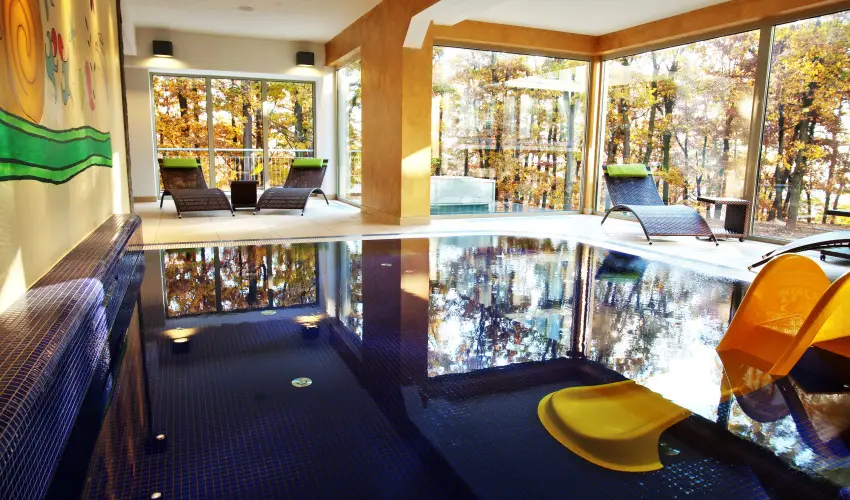 Lifestyle Hotel M�tra M�trah�za - M�rcius 15. (min. 2 �j)