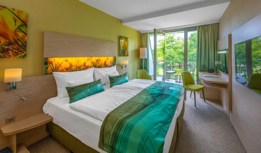 Lifestyle Hotel M�tra M�trah�za - M�rcius 15. (min. 2 �j)