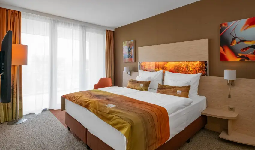 Lifestyle Hotel M�tra M�trah�za - M�rcius 15. (min. 2 �j)