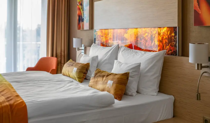 Lifestyle Hotel M�tra M�trah�za - M�rcius 15. (min. 2 �j)