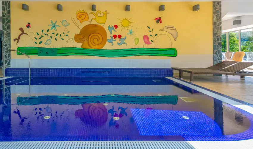 Lifestyle Hotel M�tra M�trah�za - M�rcius 15. (min. 2 �j)