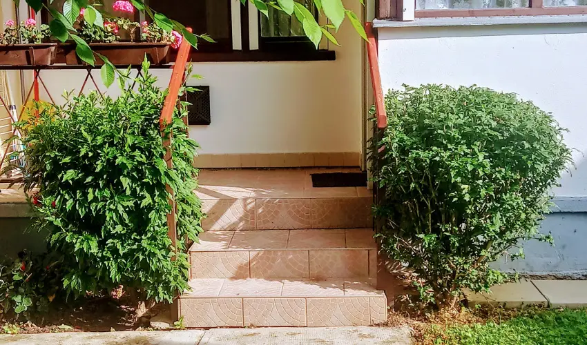 Liza Apartman Gyula - M�rcius 15. (min. 2 �j)