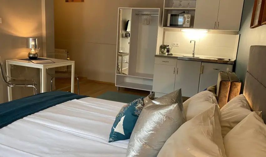 Margar�ta Garden Eger - M�rcius 15.