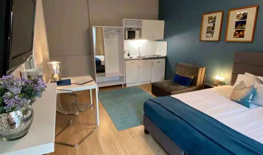 Margar�ta Garden Eger - M�rcius 15.