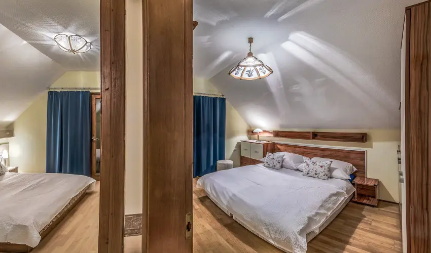 M�ria Apartmanok Zalakaros - M�rcius 15. (min. 2 �j)