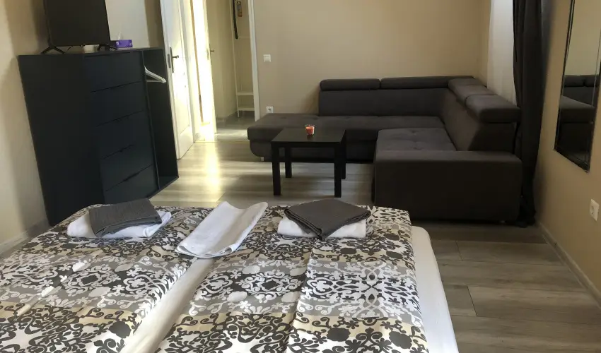 V�gv�ri Hotel Eger Eger - M�rcius 15. 