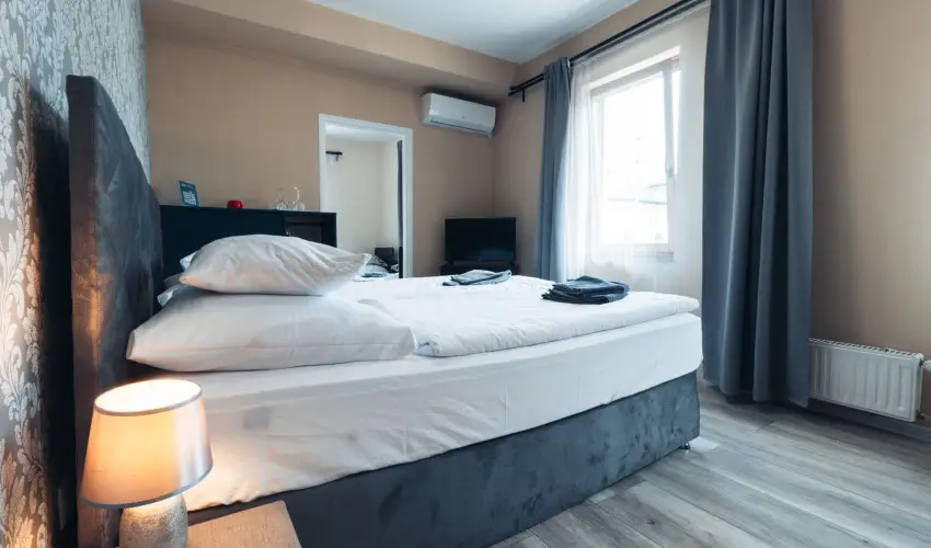 V�gv�ri Hotel Eger Eger - M�rcius 15. 