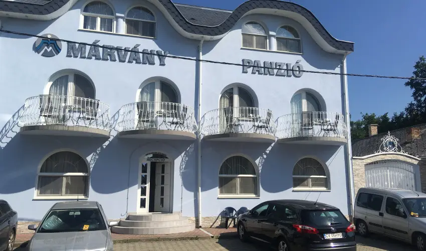 M�rv�ny Panzi� Hajd�szoboszl� - M�rcius 15. (min. 3 �j)