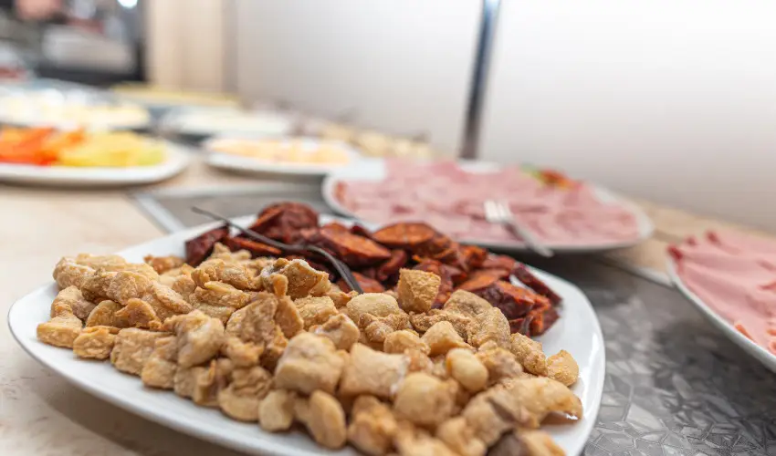 M�rv�ny Panzi� Hajd�szoboszl� - M�rcius 15. (min. 3 �j)