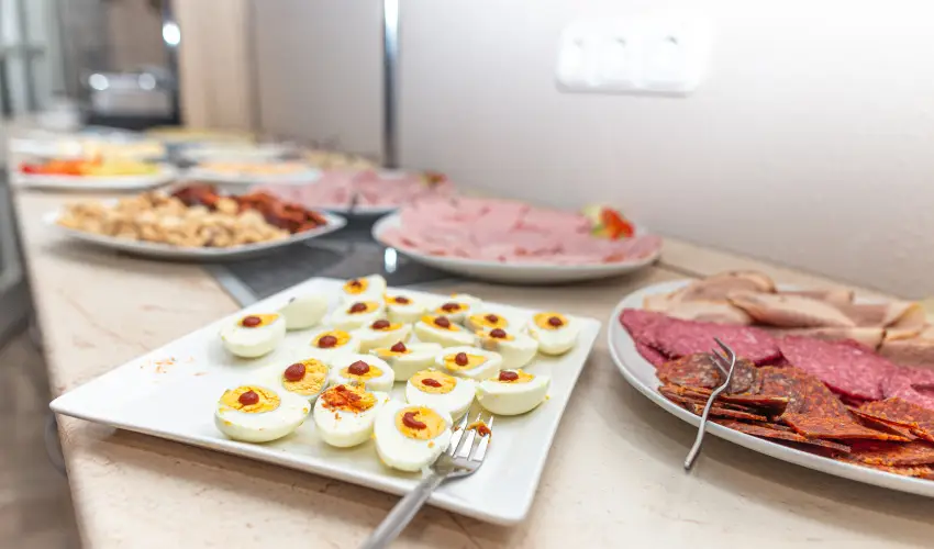 M�rv�ny Panzi� Hajd�szoboszl� - M�rcius 15. (min. 3 �j)