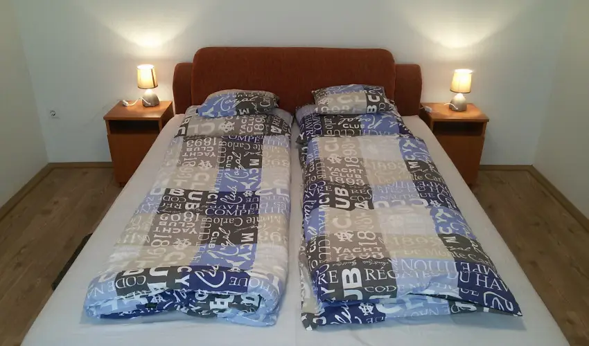 Mary Apartman Hajd�szoboszl� - M�rcius 15. (min. 2 �j)