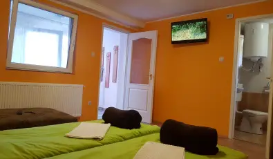 Mary Apartman Hajd�szoboszl�