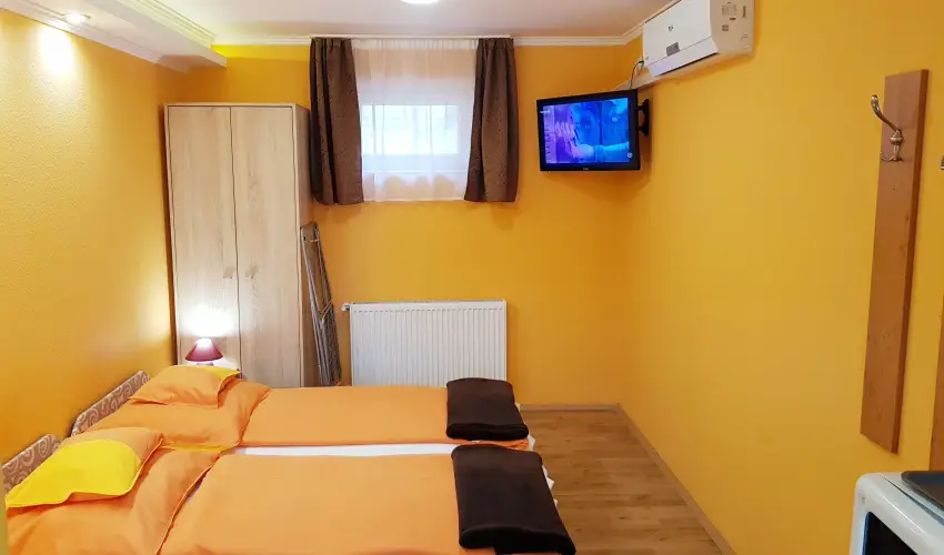 Mary Apartman Hajd�szoboszl� - M�rcius 15. (min. 2 �j)