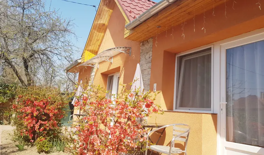 Mary Apartman Hajd�szoboszl� - M�rcius 15. (min. 2 �j)