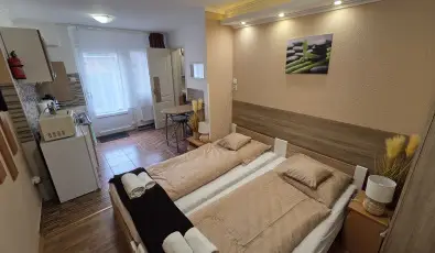 Mary Apartman Hajd�szoboszl�