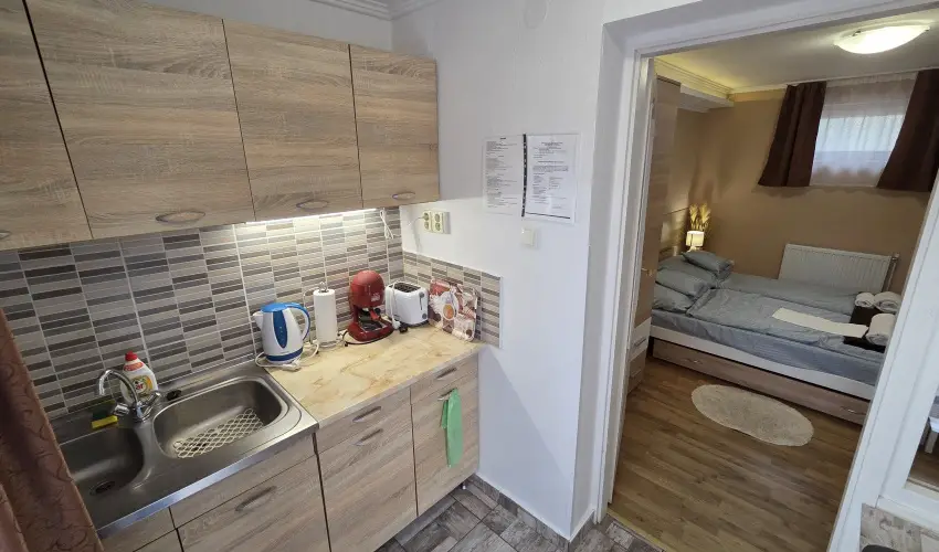 Mary Apartman Hajd�szoboszl� - M�rcius 15. (min. 2 �j)