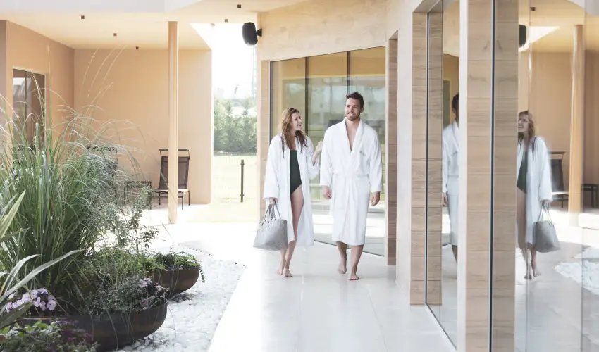 Mjus Resort & Thermal Park K�rmend - M�rcius 15. - teljes el�refizet�ssel