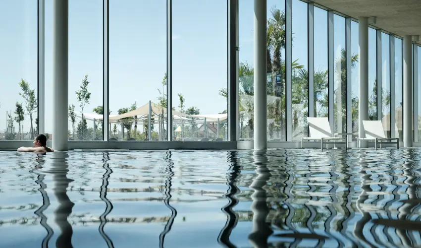 Mjus Resort & Thermal Park K�rmend - M�rcius 15. - teljes el�refizet�ssel