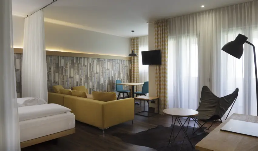 Mjus Resort & Thermal Park K�rmend - M�rcius 15. - teljes el�refizet�ssel