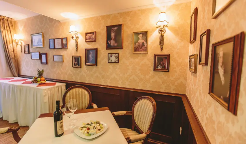 Mozart Hotel Szeged - M�rcius 15. 